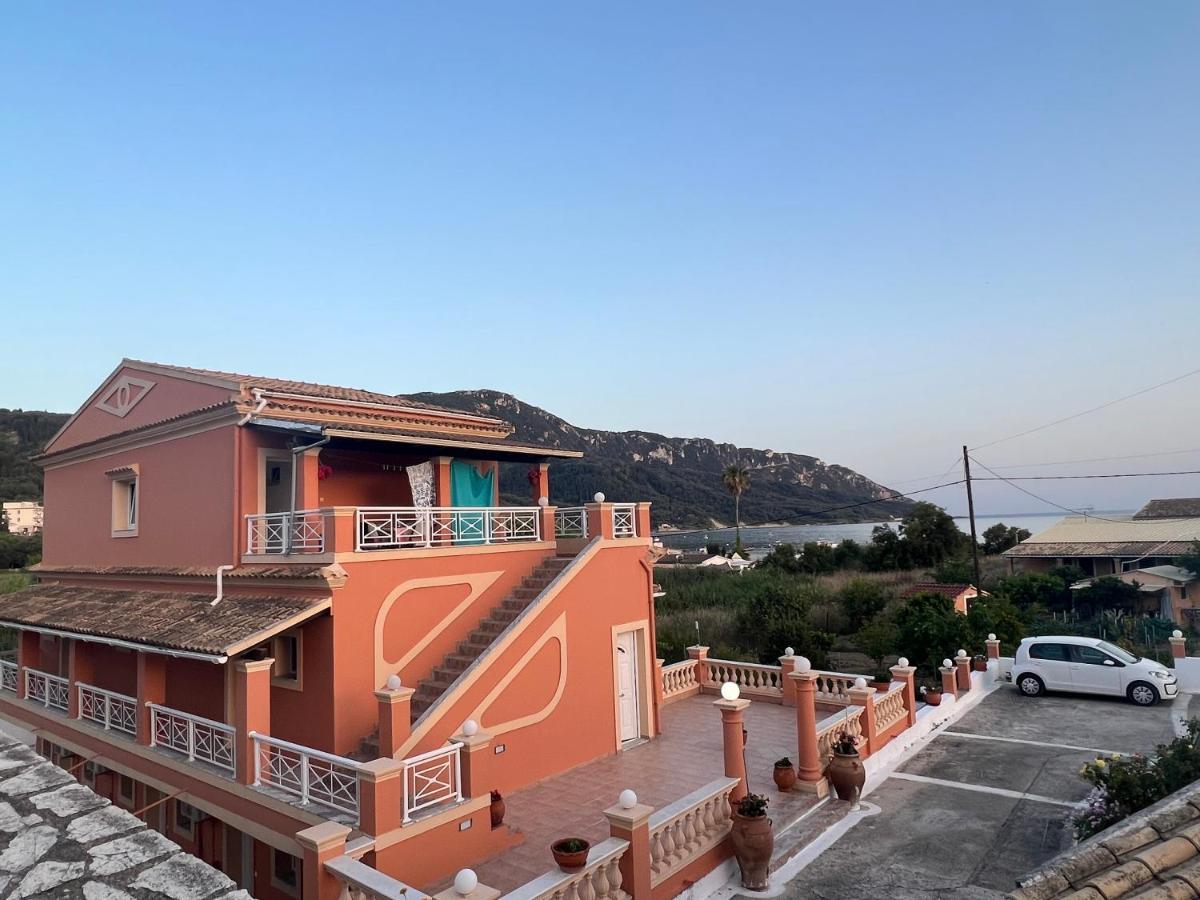 Villa Magda. Agios Georgios Pagon Luaran gambar